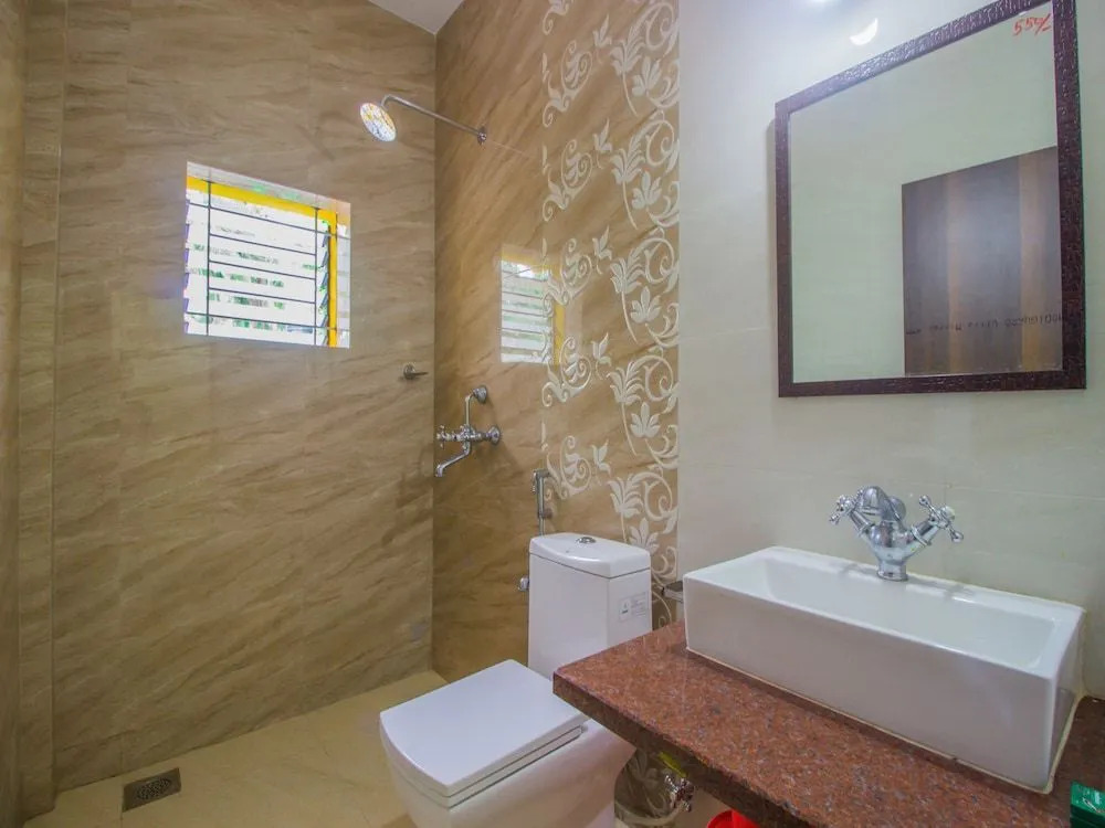 OYO 16401 Home Colorful Studio Calangute Beach