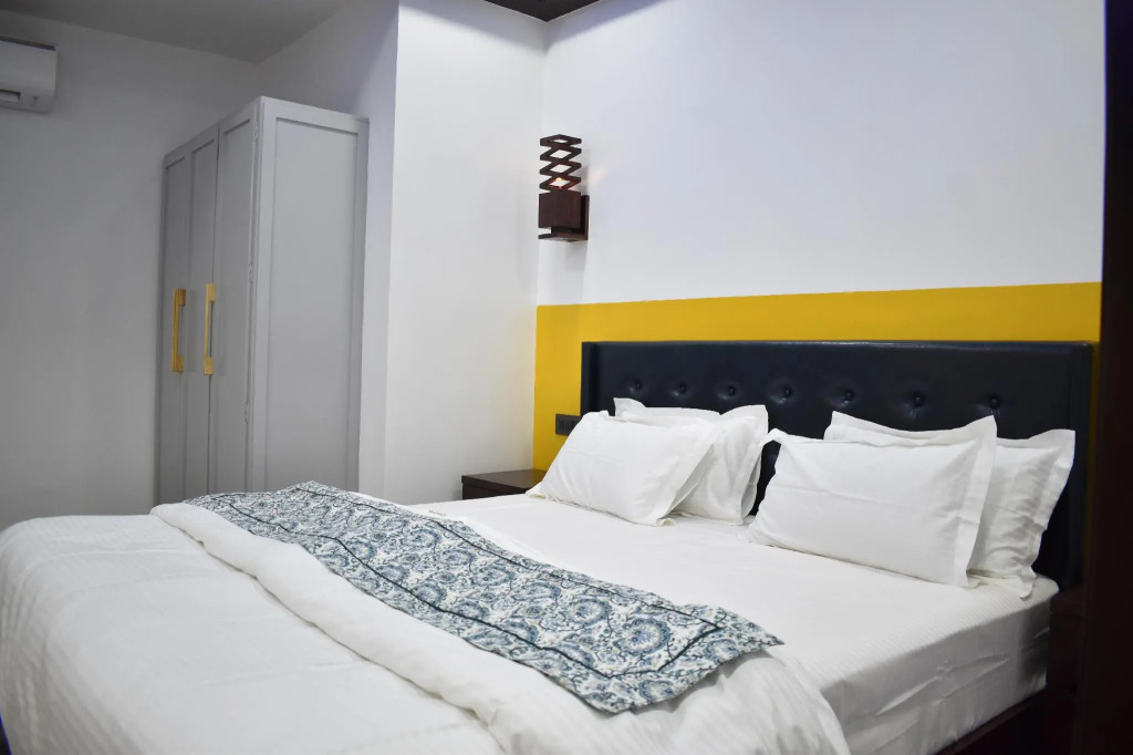 Shanti Villas - Luxury Home Stay Apartment