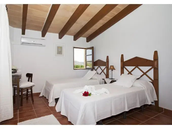 VILLA CAL MERCADER