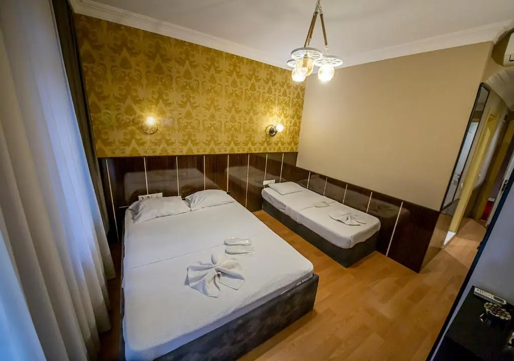 Royal Palace Hotel