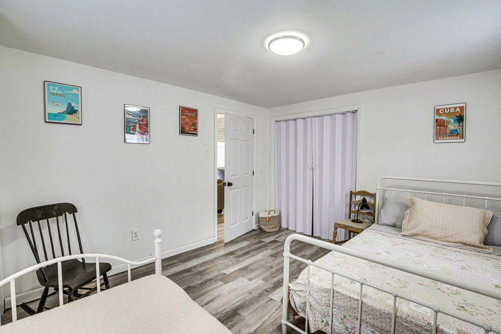 Riverfront Topsham Home ~ 28 Mi to Portland!