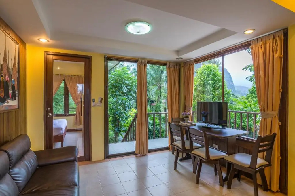 Krabi Green Hill Pool Villas