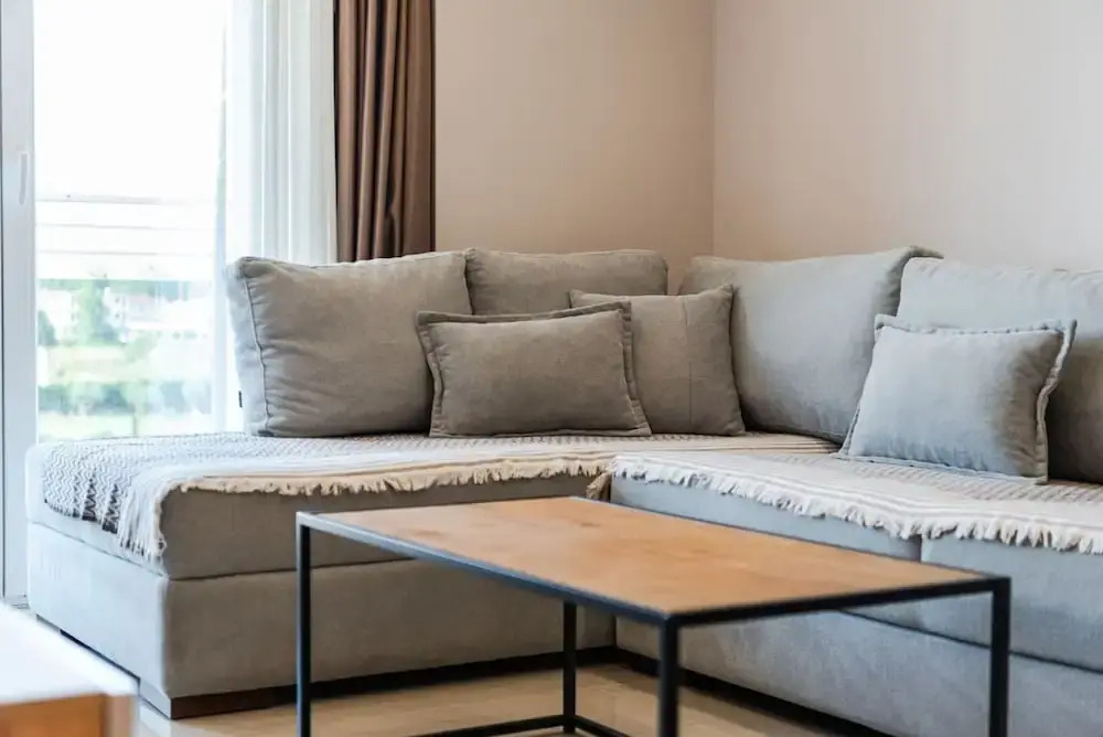 Olivia s Apartment 25