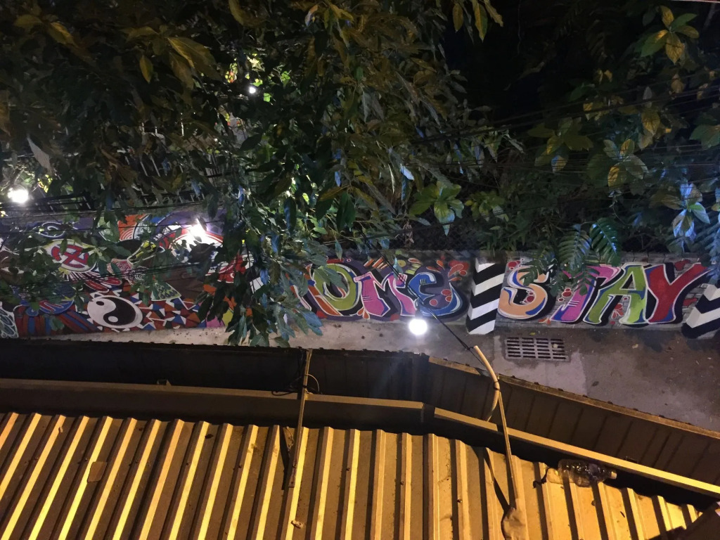 Amy 2 Hostel Hue