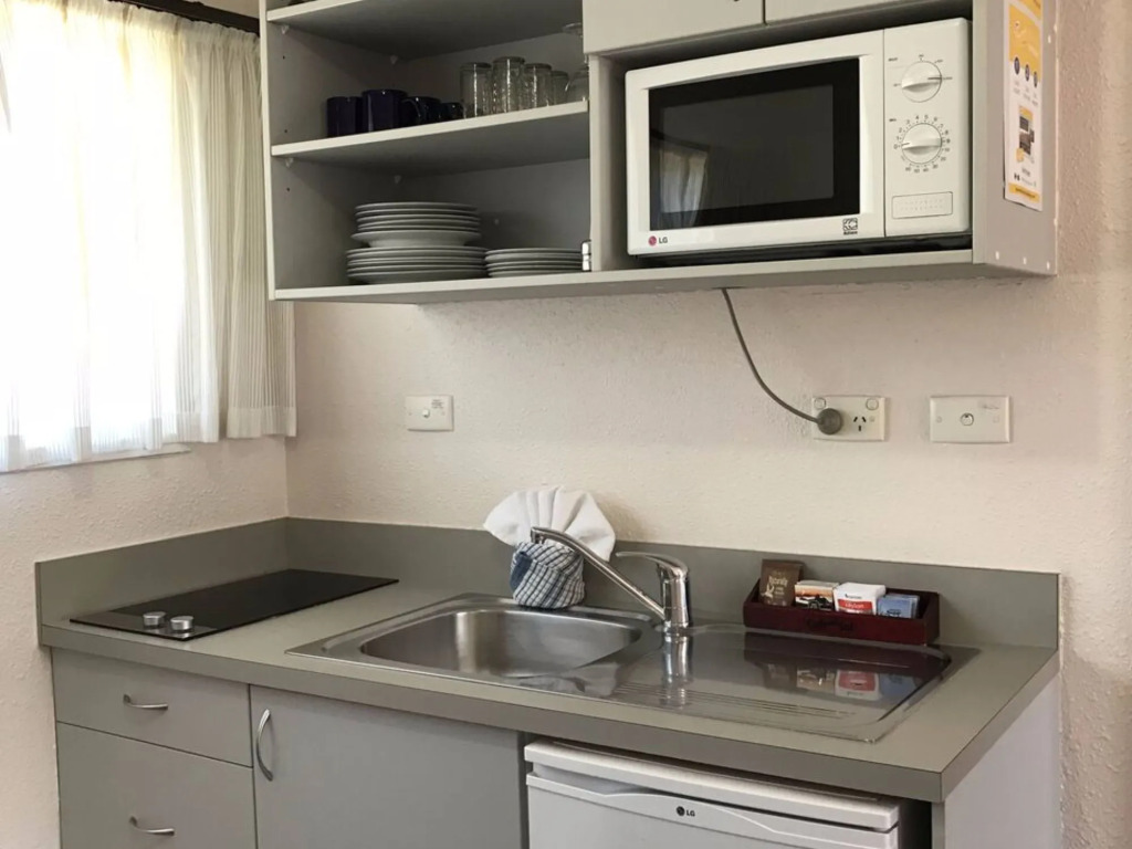 Edelweiss Motel