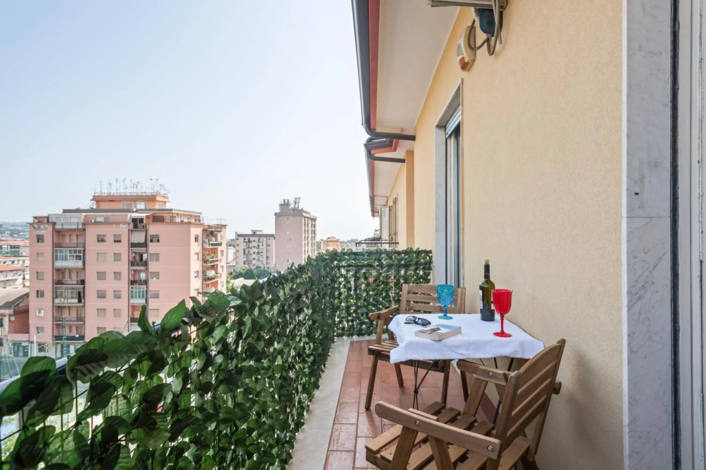 Roomy And Bright Apartment With Balconies X6