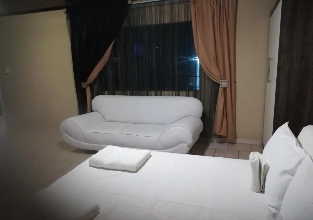 Arabela Legacy Lodge