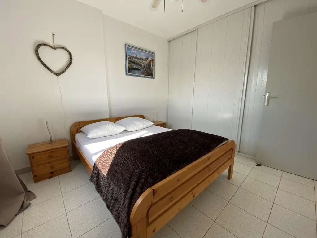Appartement Le Grau-du-Roi, 3 pièces, 5 personnes - FR-1-250-237