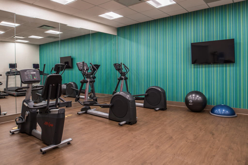 Holiday Inn Express & Suites Farmville by IHG