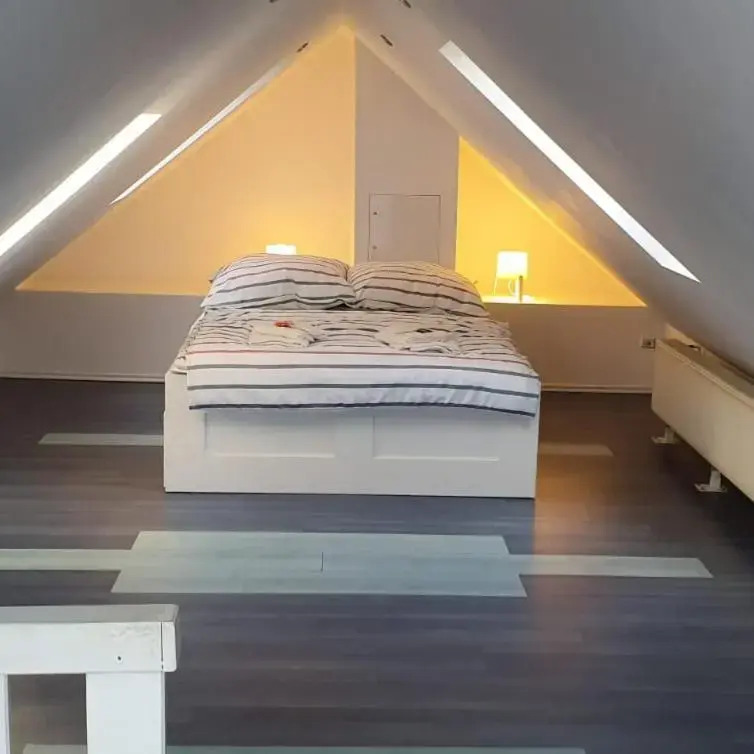 Ferienwohnung Leo Duisburg - Nähe Bahnhof