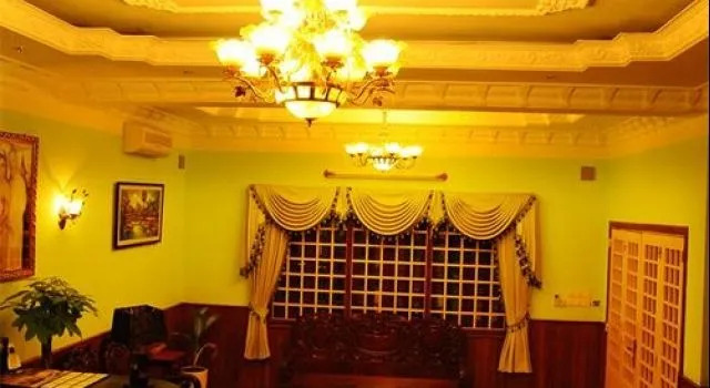 Queen Na Guest House