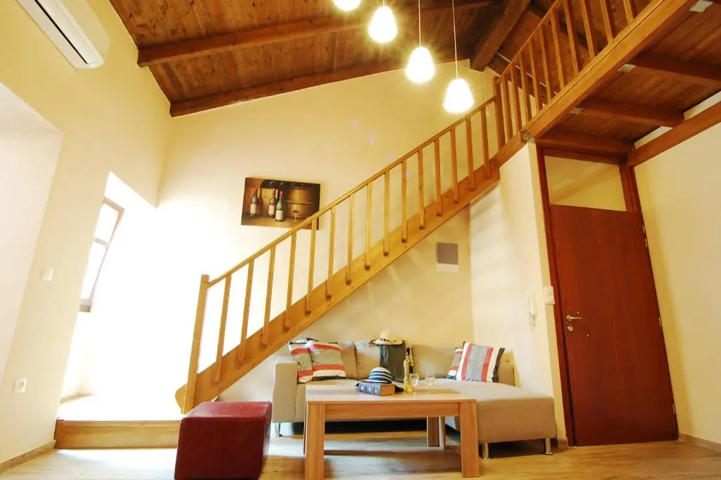 Asikiko Suites