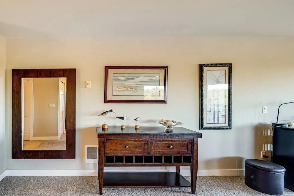 Beach Access & Community Perks! Westport Hideaway