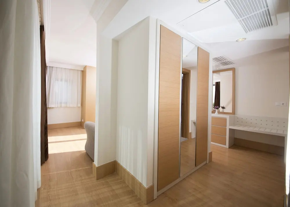 Modern 2BR in Old Montreal by Sonder
