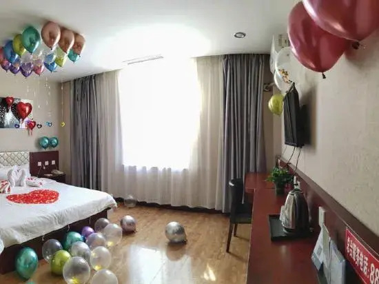 Tongliao Zhuoyuan Hotel