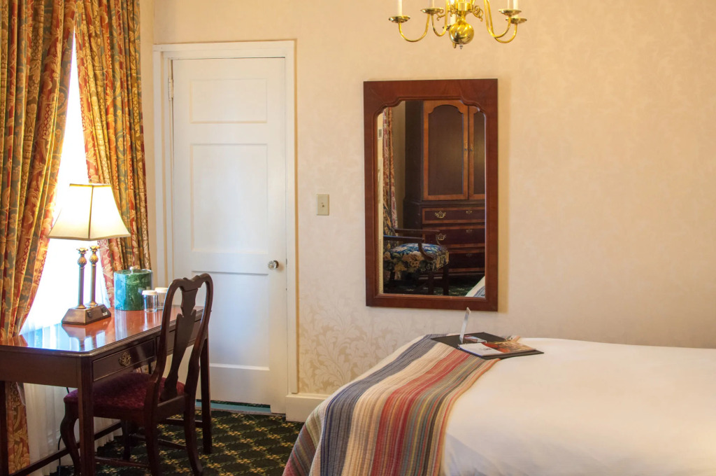 Hawthorne Hotel