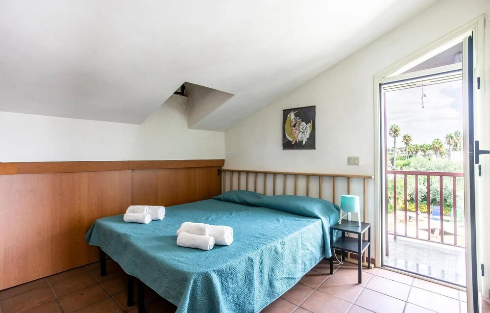 Nice Apartment In Kaukana With Kitchen