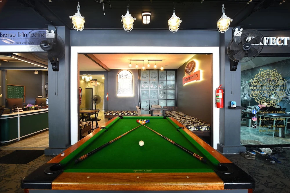 KOKO Hostel- Adults Only