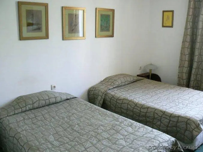 Family Art Hotel Gallery
