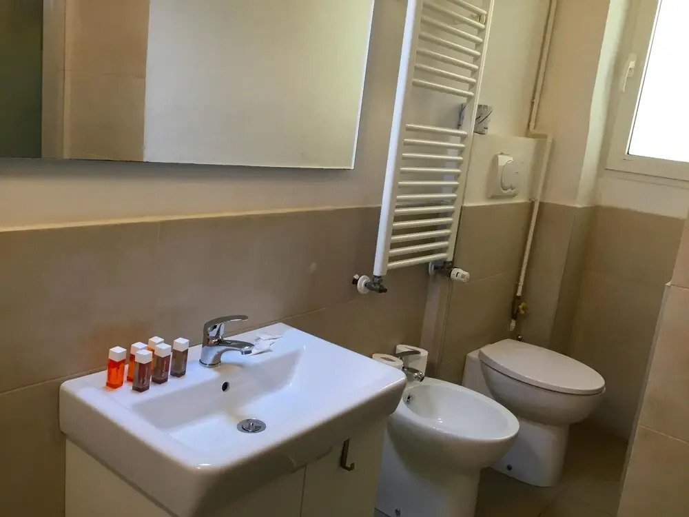 Neri 33 in Firenze With 3 Bedrooms and 2 Bathrooms