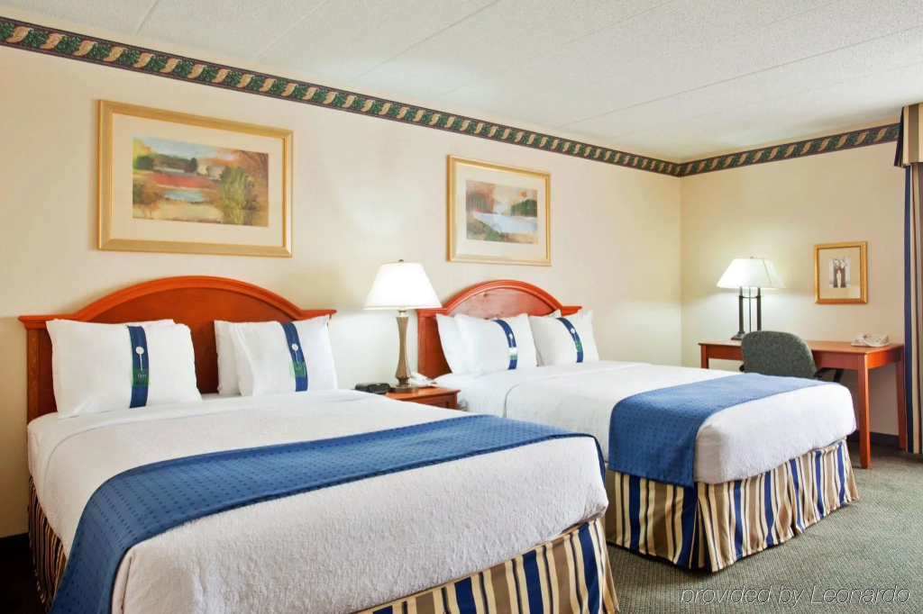 Holiday Inn Rockford I-90&Rt 20 State St by IHG