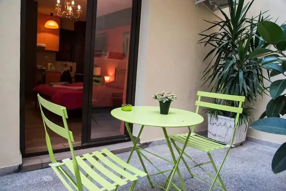 Homey 1 Double Bed Studio Mavilli Square