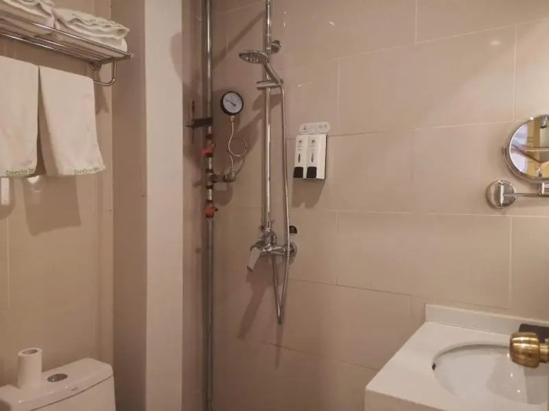 GreenTree Inn Chengde Fengning Manchu Autonomous County Ningfeng Road Express Hotel