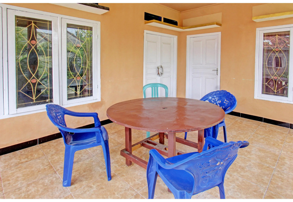 Hotel O Zahira Homestay Near Ekas Surf School and Service