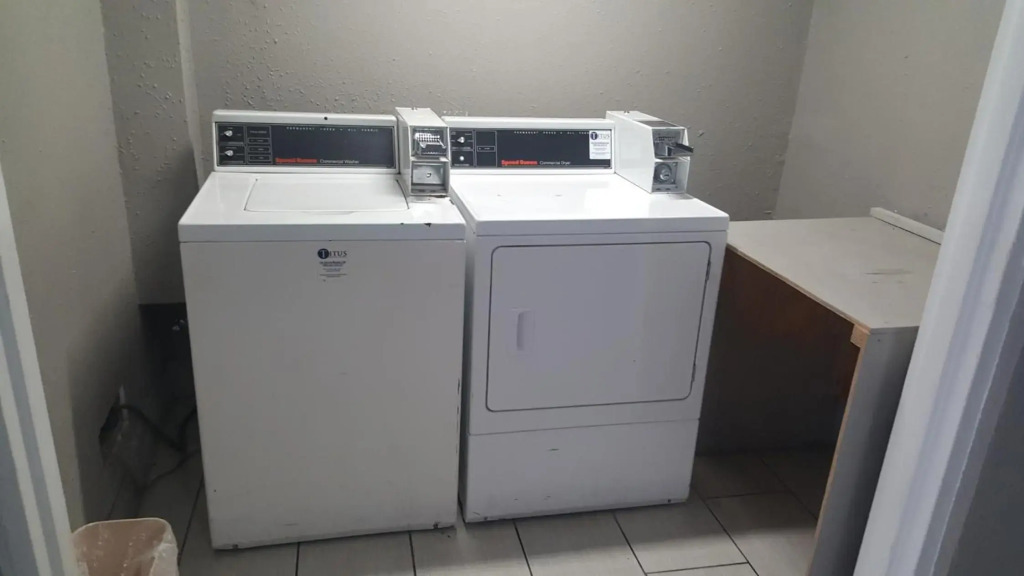 Regency inn and Suites