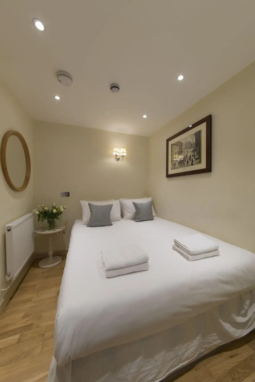 The Paramount Hotel