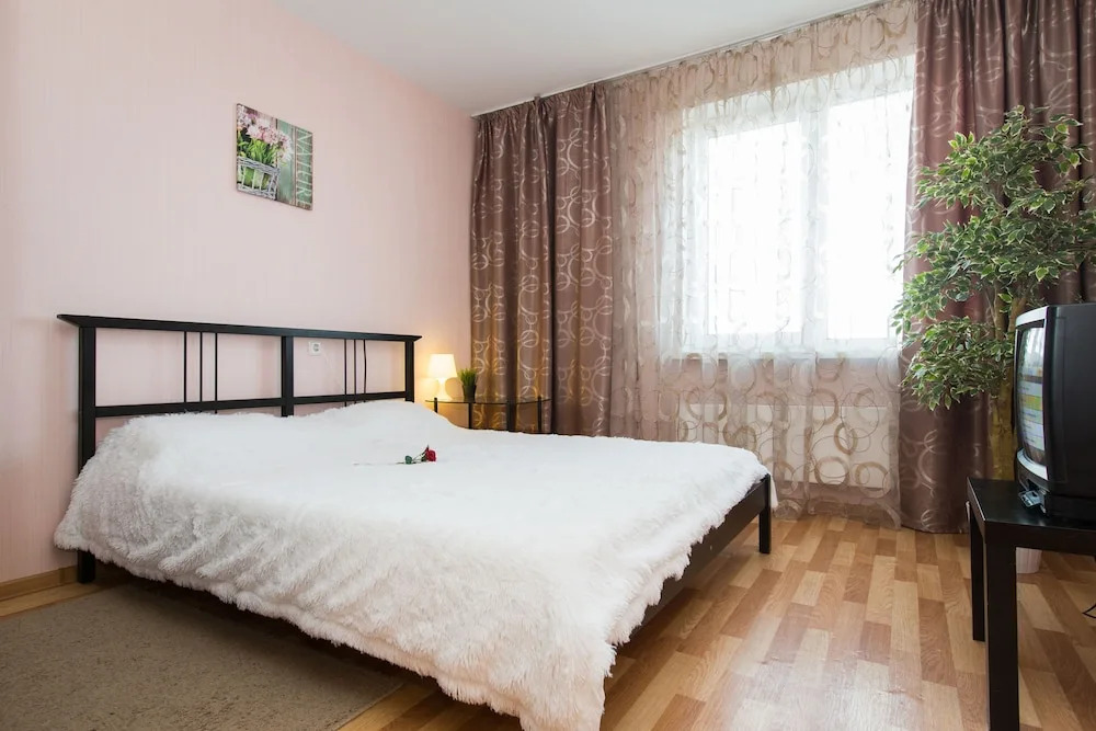 Апартаменты на Волжской наб., 25, кв. 9
