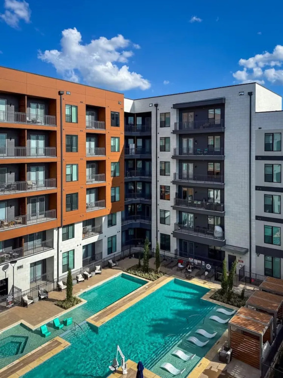 6min to Domain 12min DT Balcony Free Parking