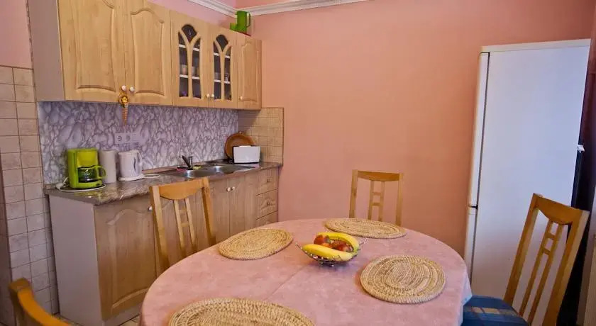 Napsugár Apartmanház