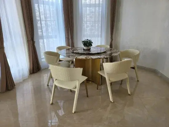 Yiran Hotel