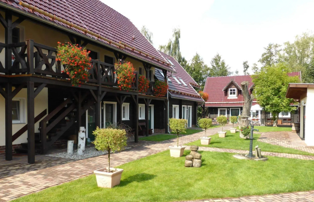 Zum Schlangenkönig