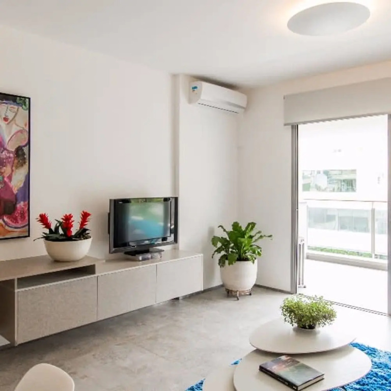 Vila Nova Amazing 1-bedroom in Vila Nova Concei o