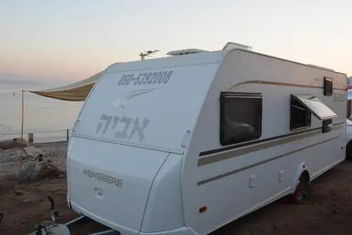 Avia Caravan