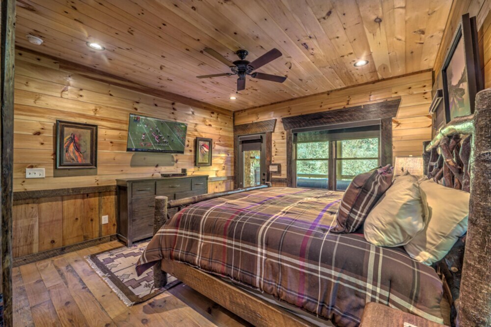 Trout House by Escape to Blue Ridge