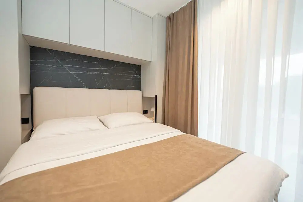 Break penthouse -three bedroom apartment