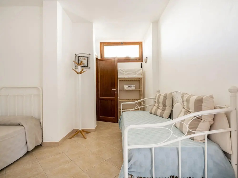 Comfortable Holiday Home in Lu Bagnu Near Seabeach