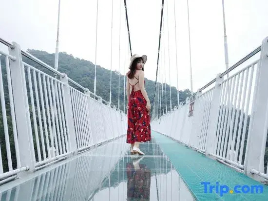 Nianhuagu Hotel (Tianlu Mountain Resort)
