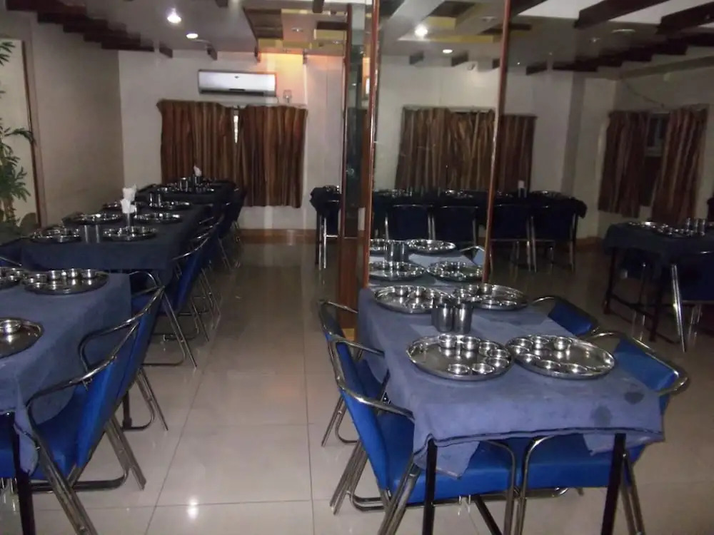 Hotel Bhola