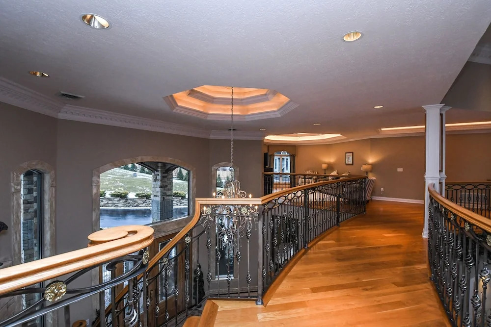Preston on the Lake 5 Bedroom House