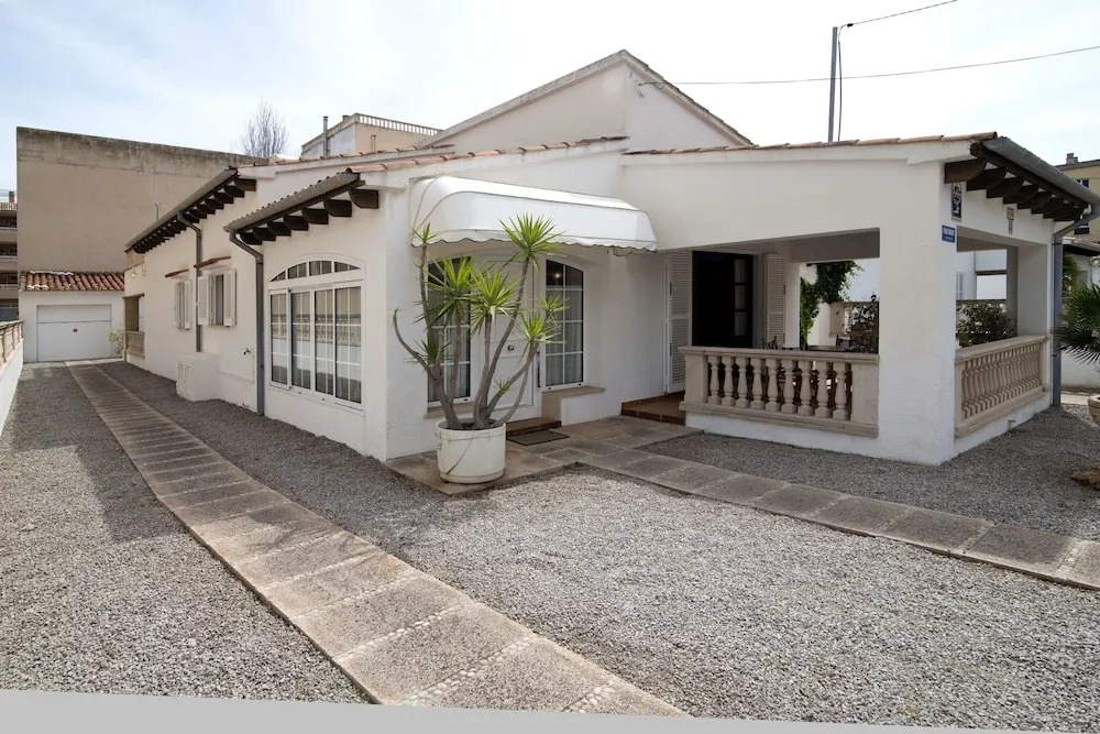Villa Amorós