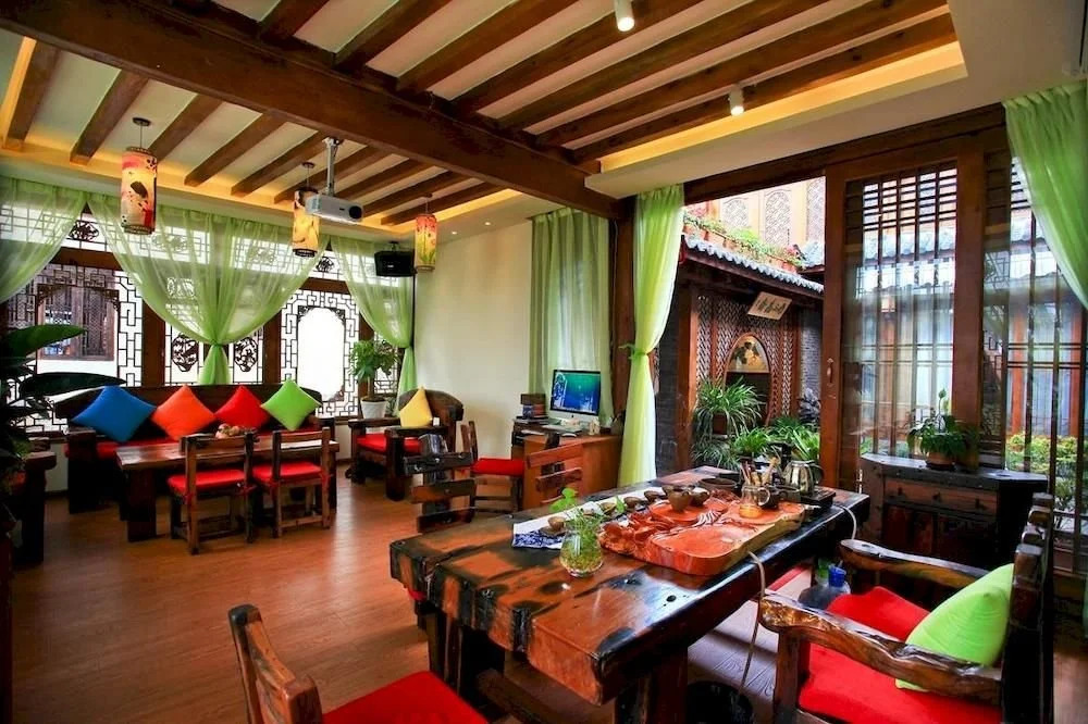 Lijiang Yanlan Cuishe Boutique Inn