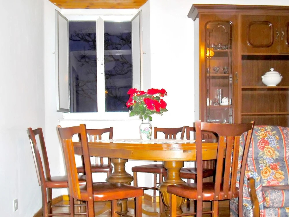 House With 4 Bedrooms in Ourol, With Wonderful Mountain View and Enclo
