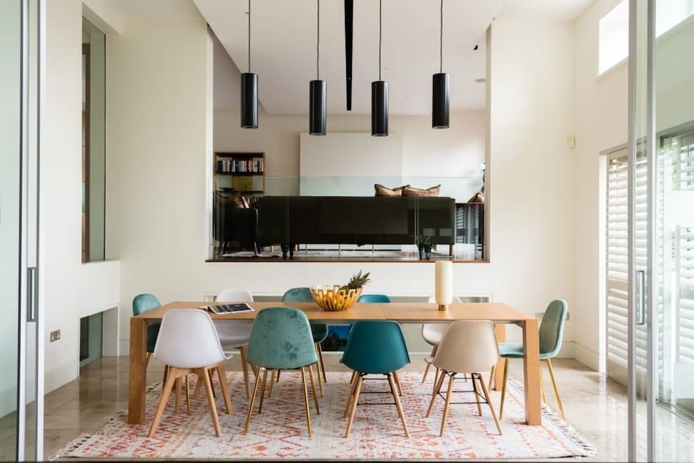 The East Finchley Retreat - 6bdr House With Swimming Pool, Garden, Parking