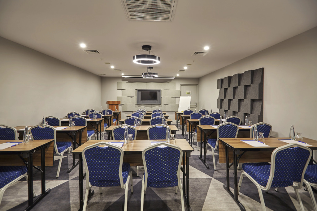 Holiday Inn Express - Istanbul - Atakoy Metro by IHG