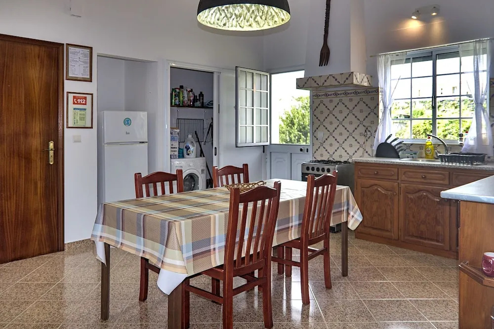 Porto Martins Bay Apartments