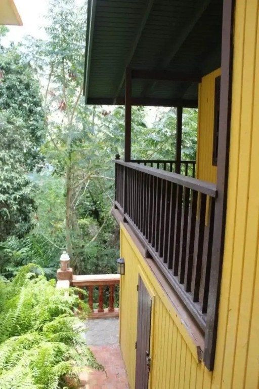 El Oasis Hotel
